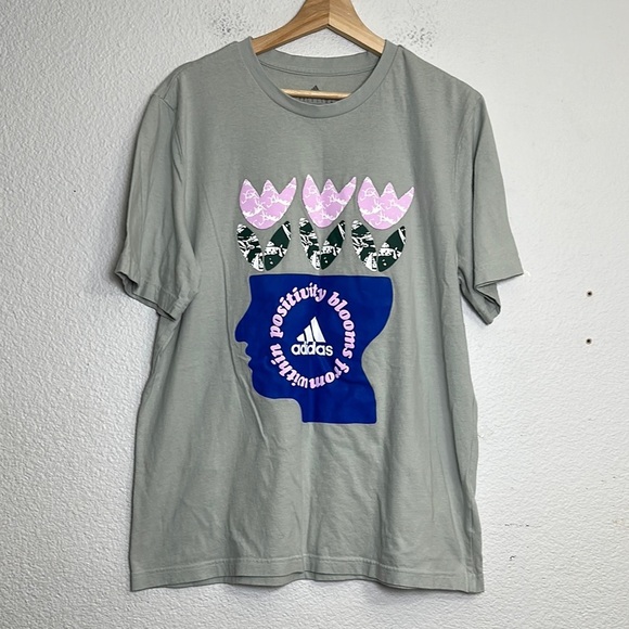 Adidas Positivity Blooms From Within Grey Pullover Short Sleeve Tee Large Unisex - Picture 1 of 12